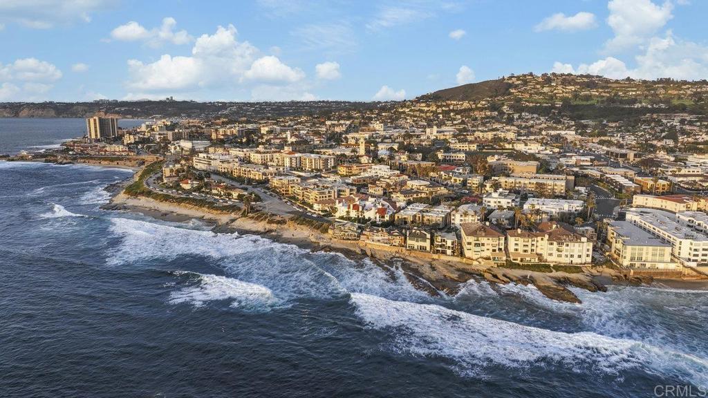 303 Coast Boulevard 20