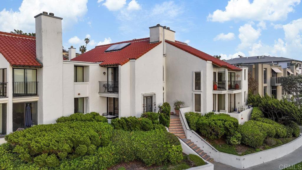 303 Coast Boulevard 20