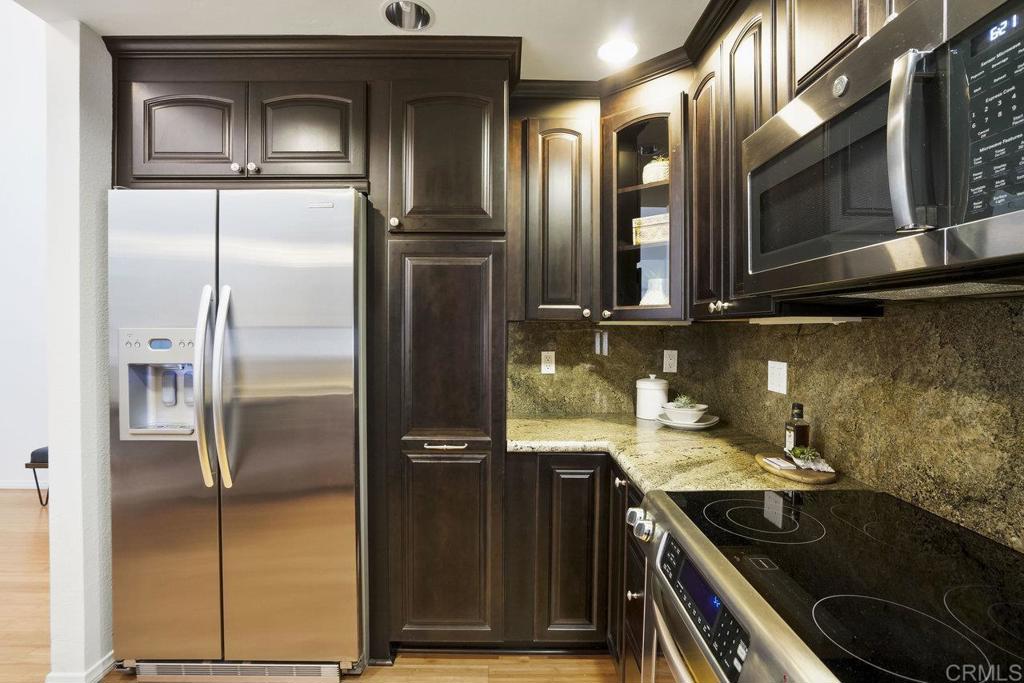 303 Coast Boulevard 20