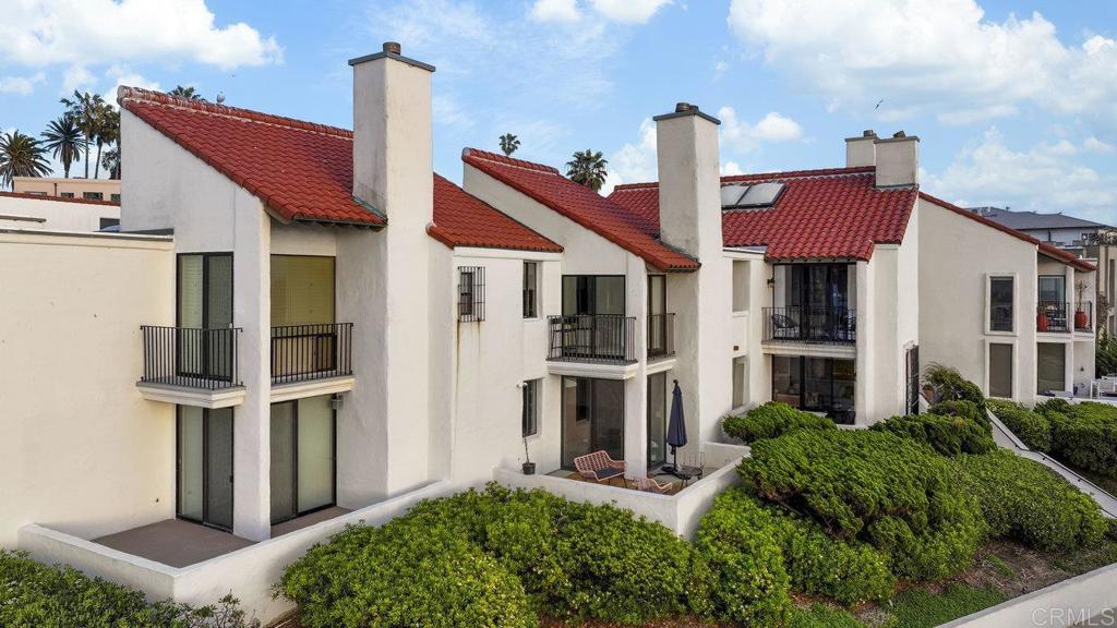 303 Coast Boulevard 20