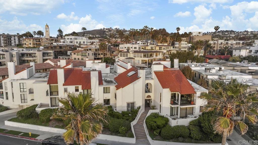 303 Coast Boulevard 20