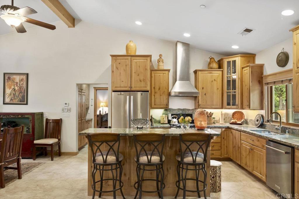 884 Rykers Ridge Road