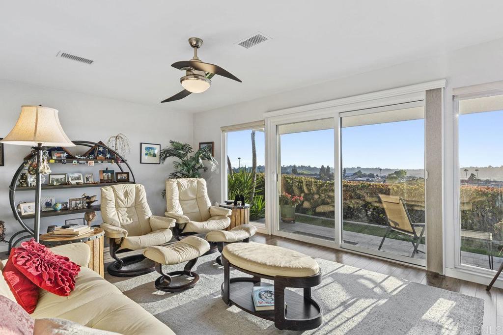 3902 Vista Campana N 12