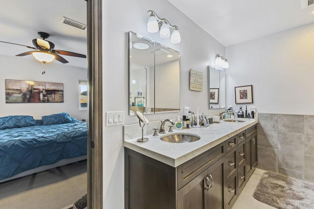 3902 Vista Campana N 12