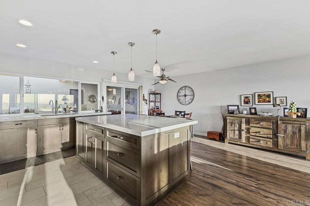 3902 Vista Campana N 12