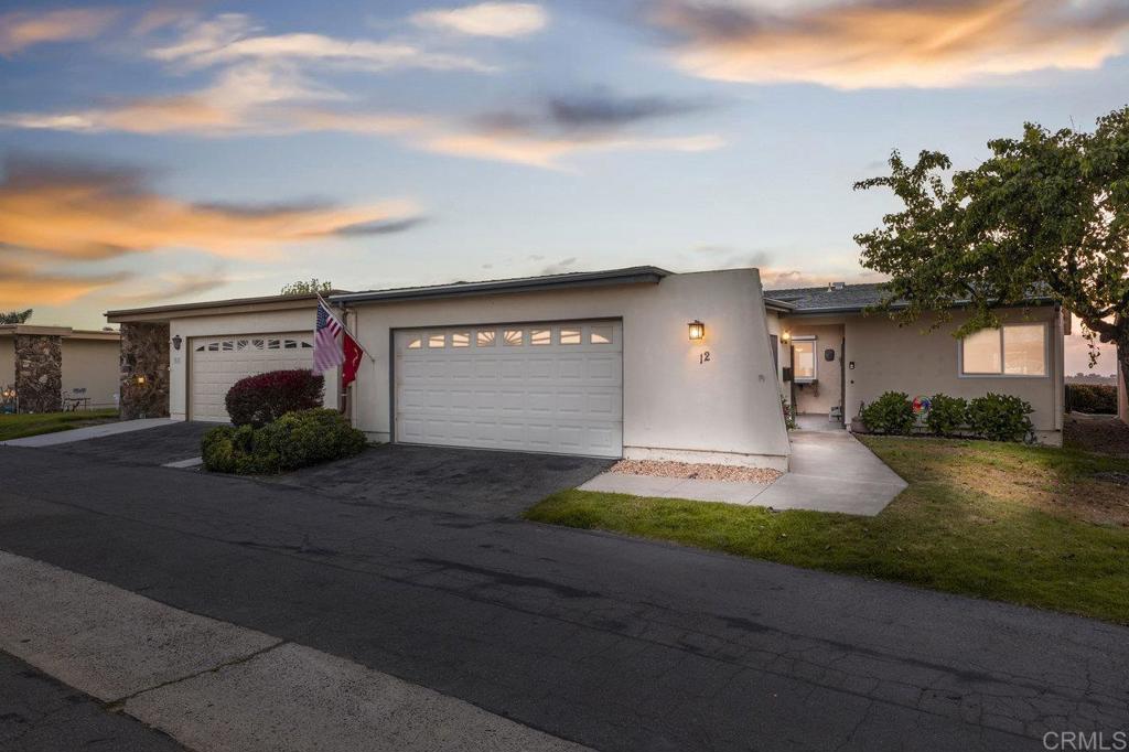 3902 Vista Campana N 12