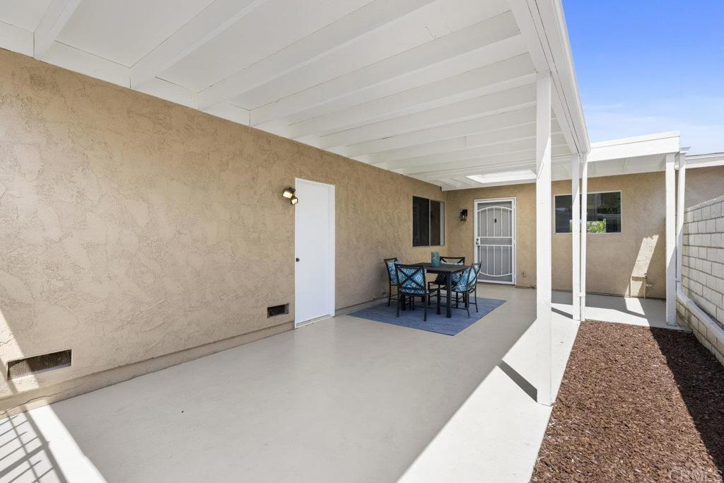 3689 Bartlett Avenue