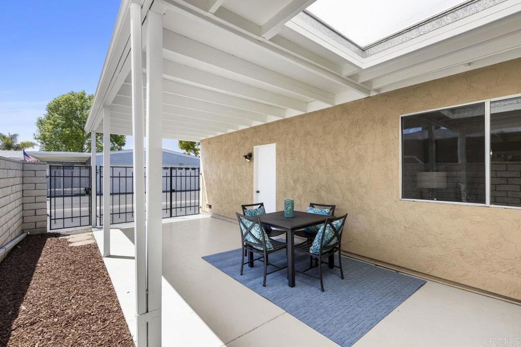 3689 Bartlett Avenue