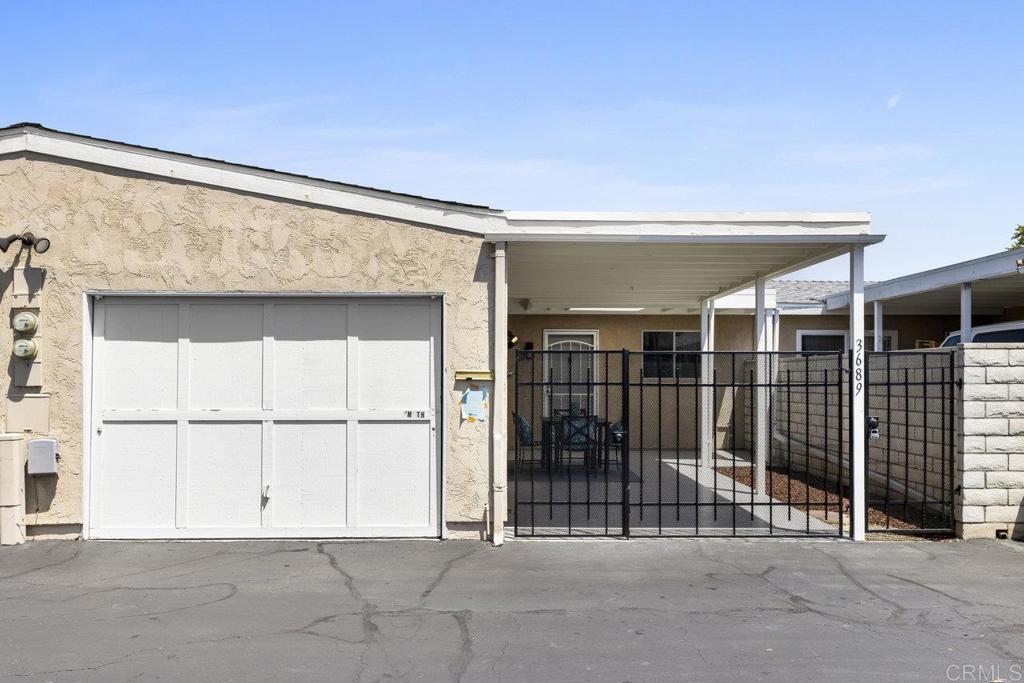 3689 Bartlett Avenue