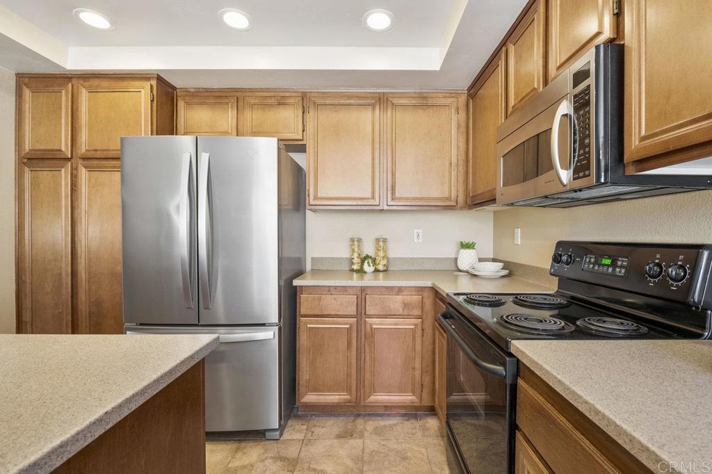 17985 Caminito Pinero 190