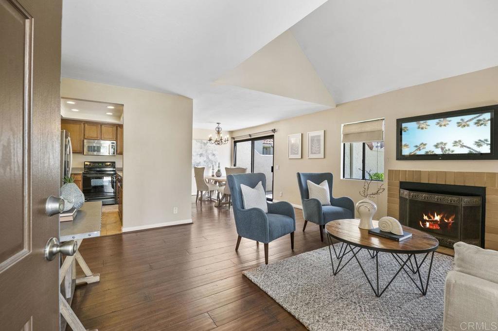 17985 Caminito Pinero 190