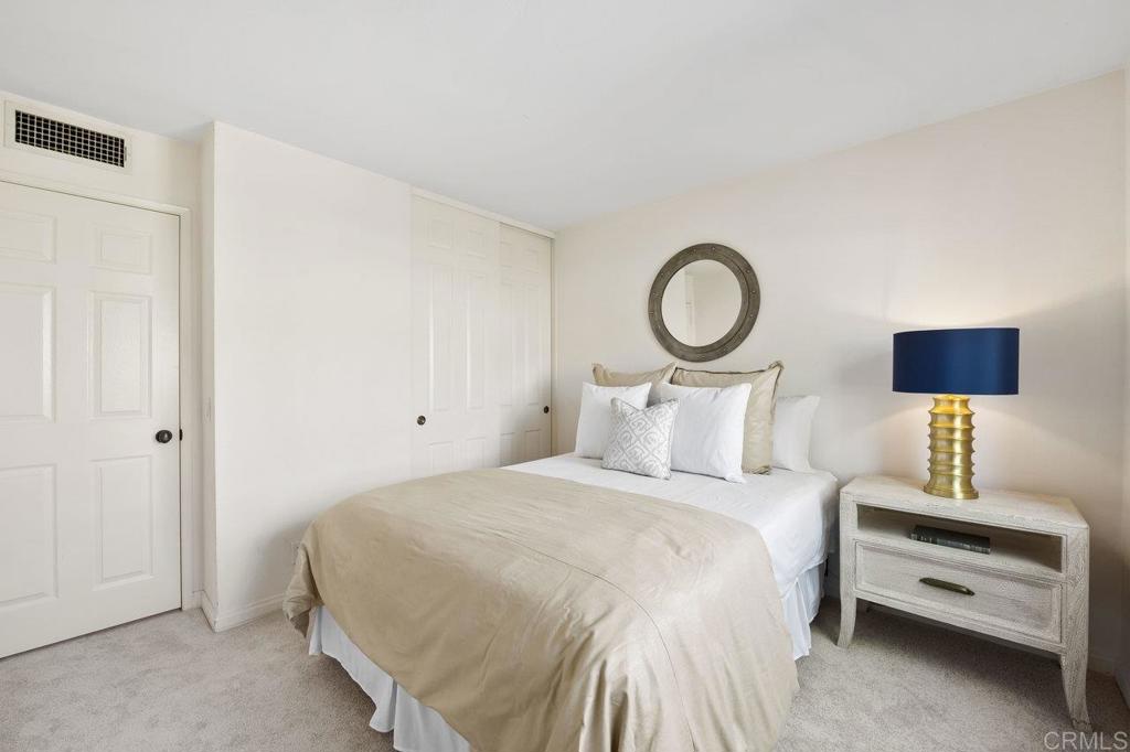 17985 Caminito Pinero 190