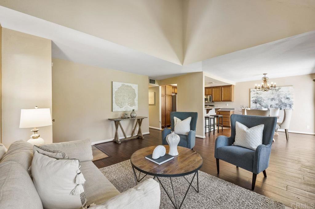 17985 Caminito Pinero 190