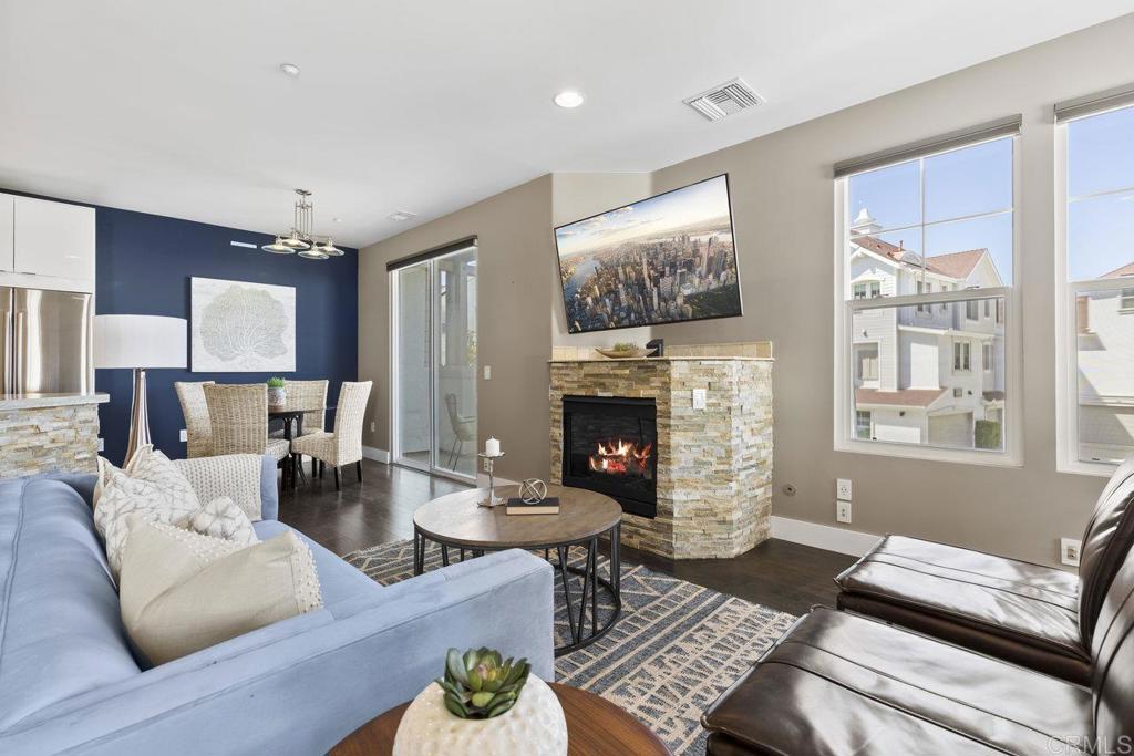 775 Harbor Cliff Way 164