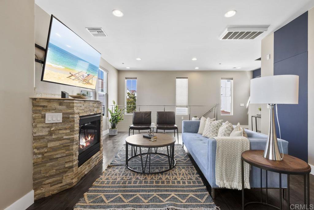 775 Harbor Cliff Way 164