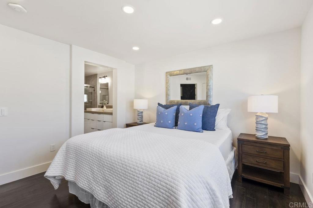 775 Harbor Cliff Way 164