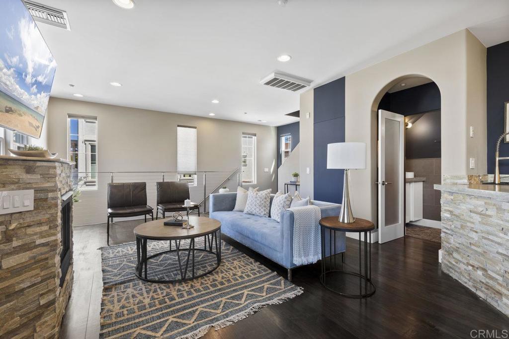 775 Harbor Cliff Way 164