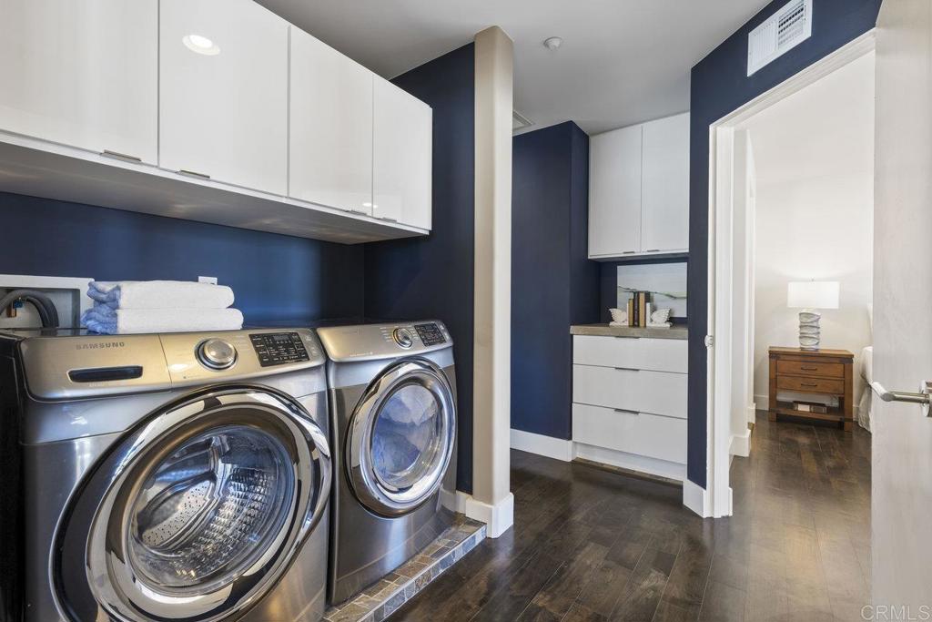 775 Harbor Cliff Way 164