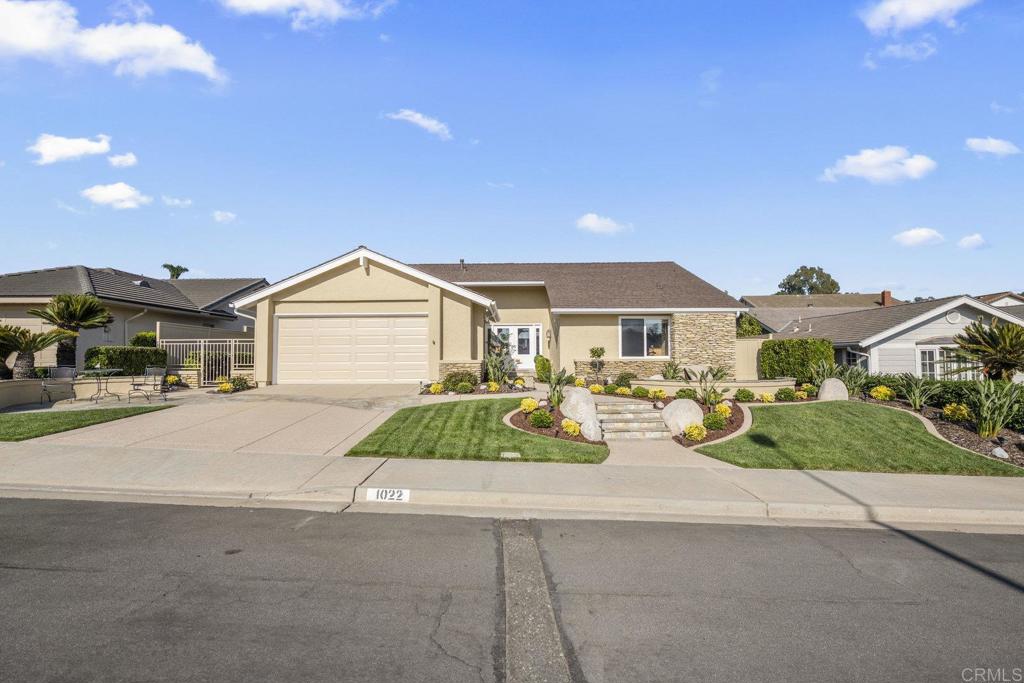 1022 Daisy Avenue