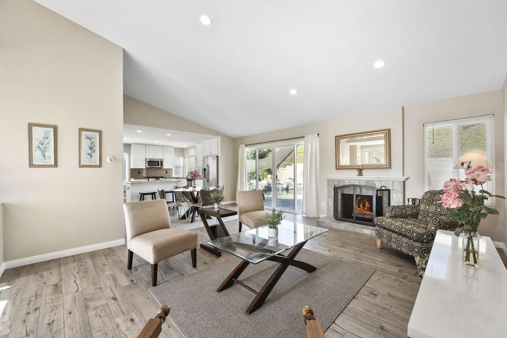 1022 Daisy Avenue