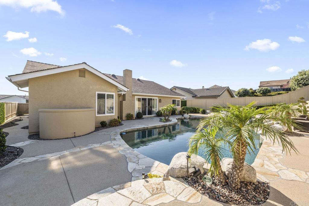 1022 Daisy Avenue