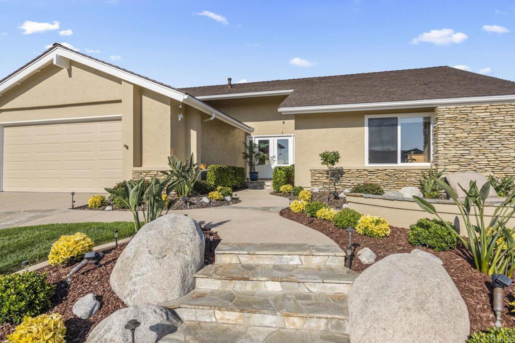1022 Daisy Avenue