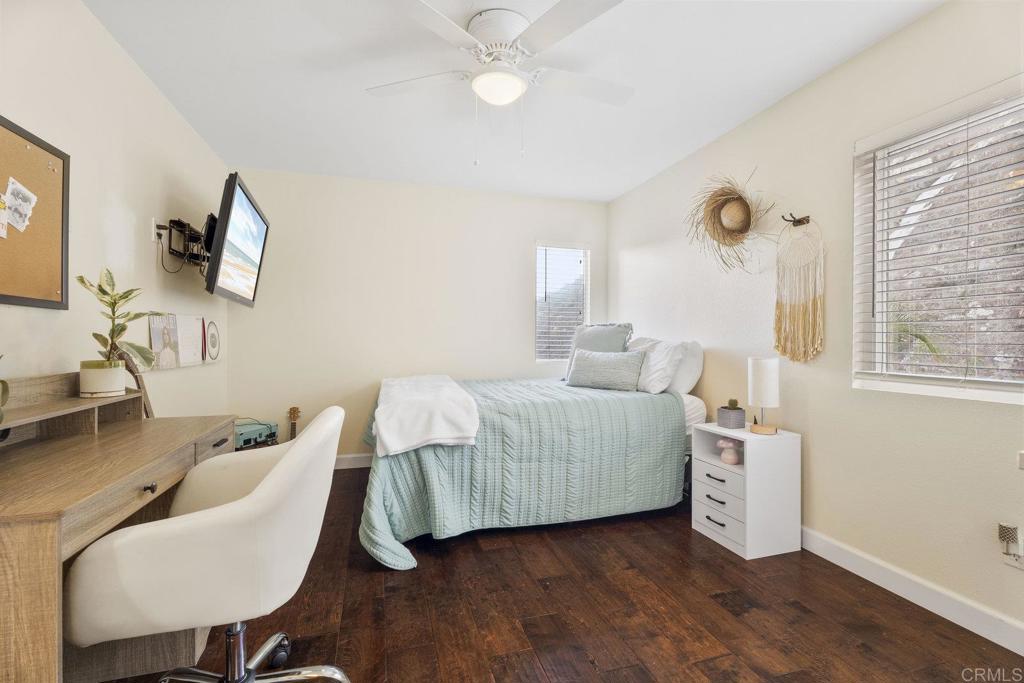 737 W Bel Esprit Circle