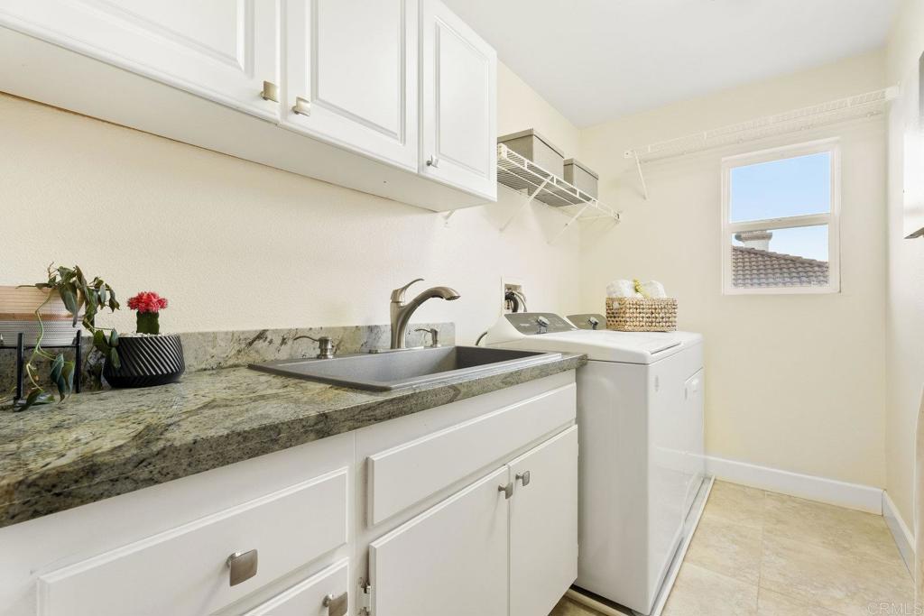 737 W Bel Esprit Circle