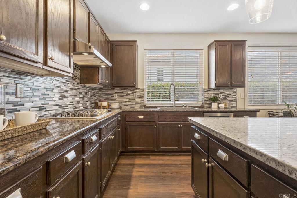 737 W Bel Esprit Circle