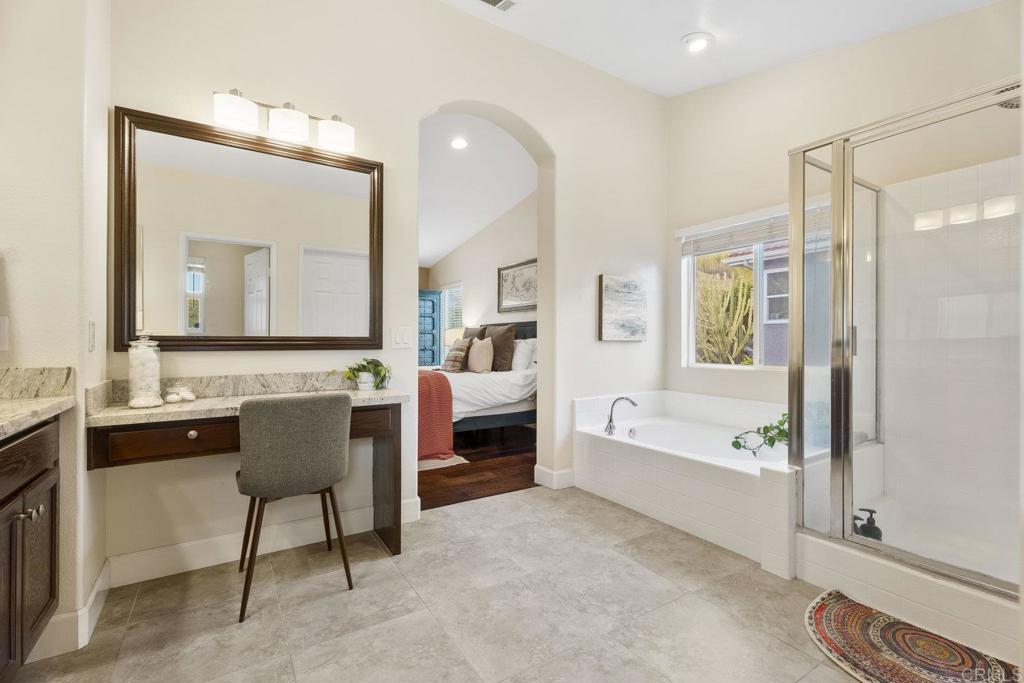 737 W Bel Esprit Circle