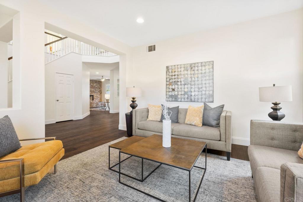 737 W Bel Esprit Circle