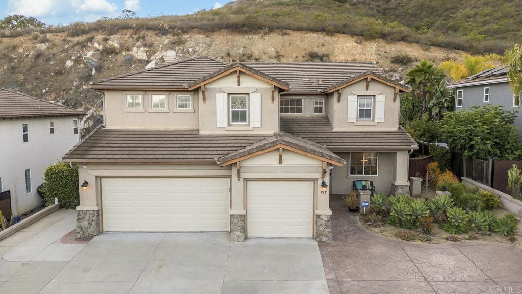 737 W Bel Esprit Circle