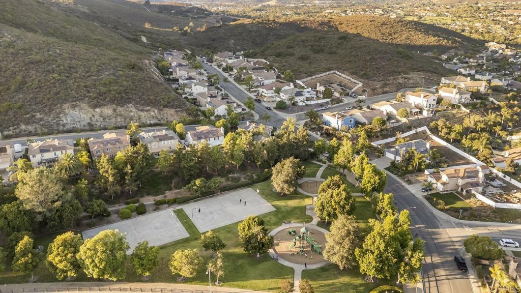 737 W Bel Esprit Circle