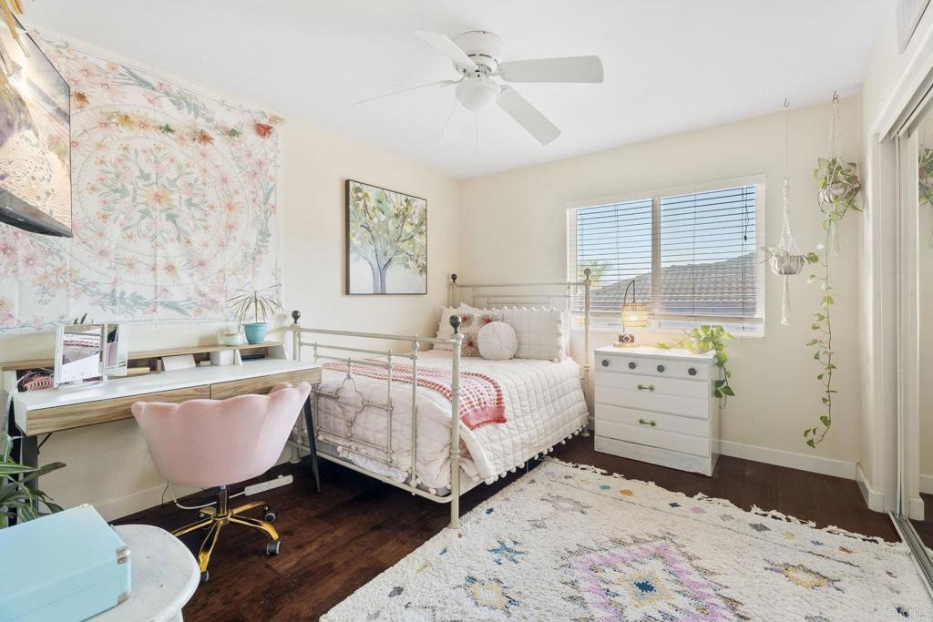 737 W Bel Esprit Circle