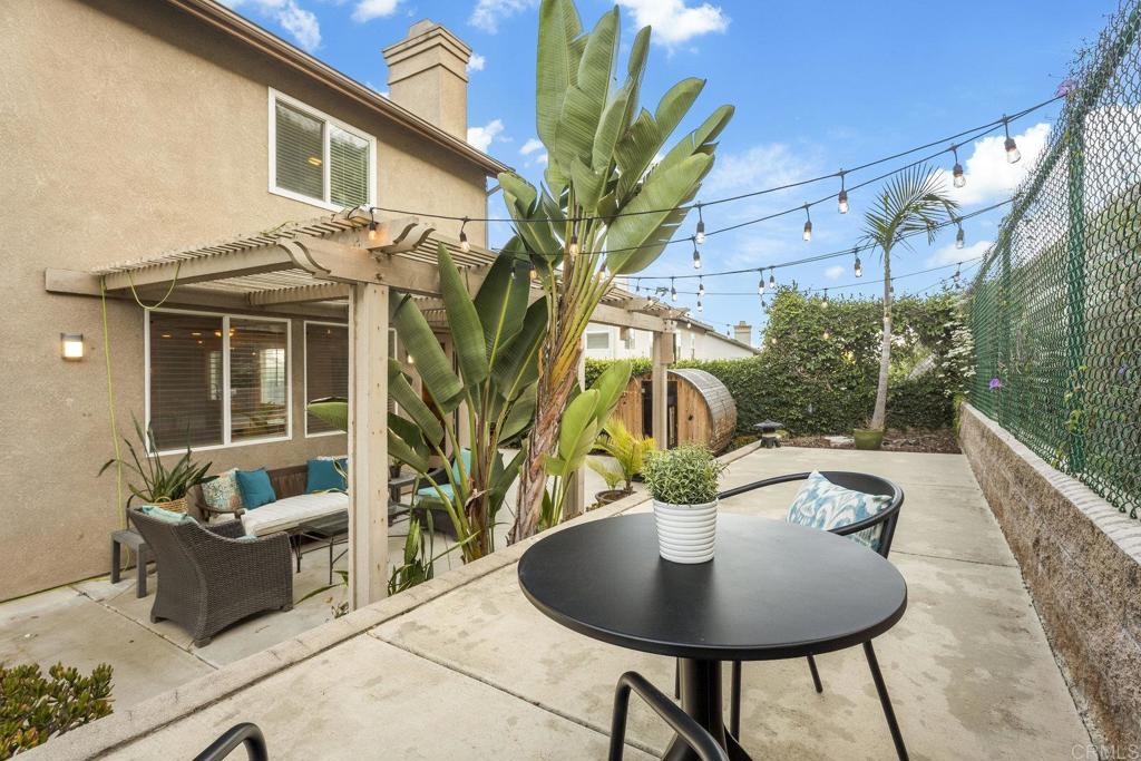 737 W Bel Esprit Circle