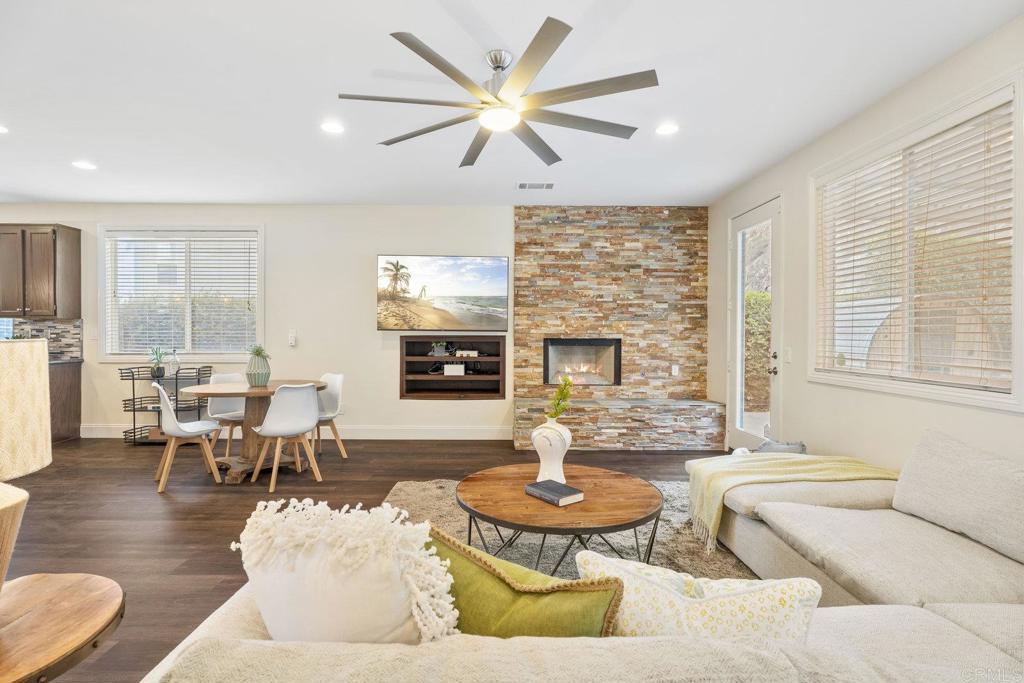 737 W Bel Esprit Circle