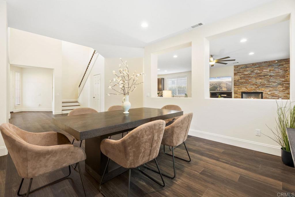 737 W Bel Esprit Circle