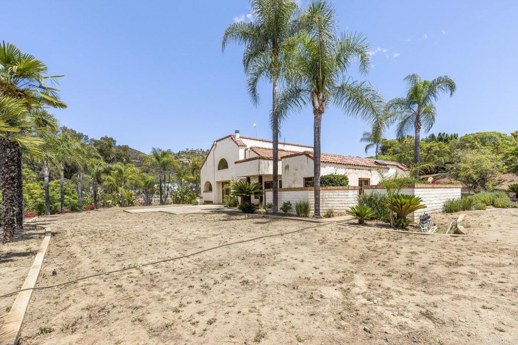 1108 Blue Bird Canyon Trail