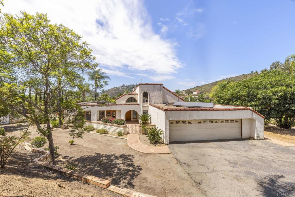 1108 Blue Bird Canyon Trail