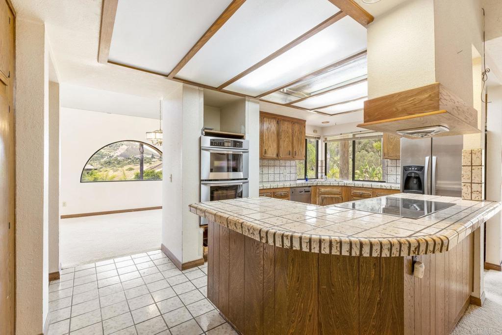 1108 Blue Bird Canyon Trail