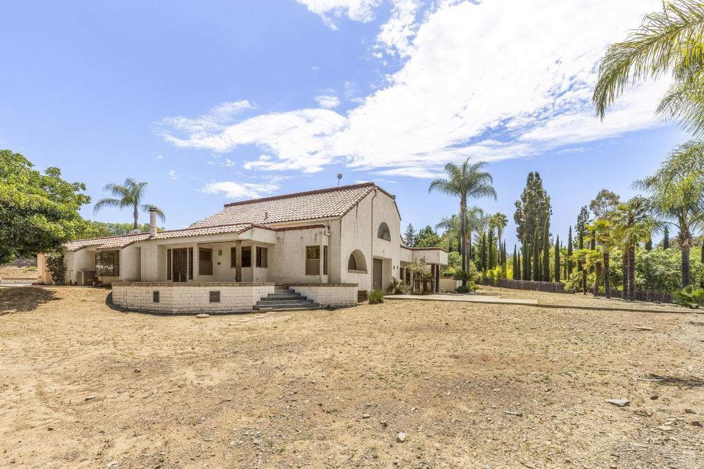 1108 Blue Bird Canyon Trail