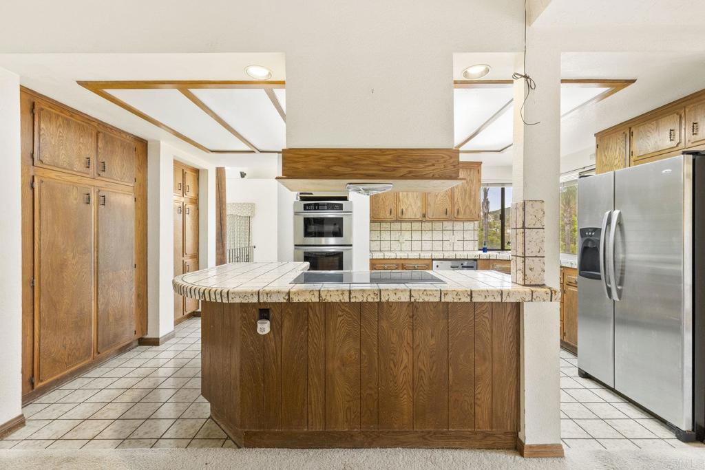 1108 Blue Bird Canyon Trail