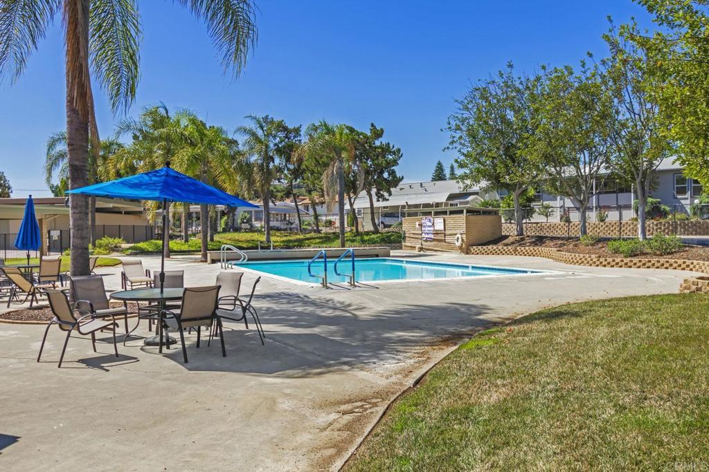 525 W El Norte Parkway #301