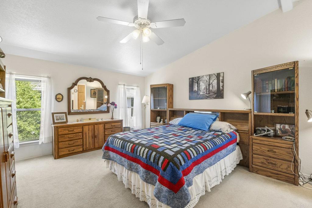 525 W El Norte Parkway #301