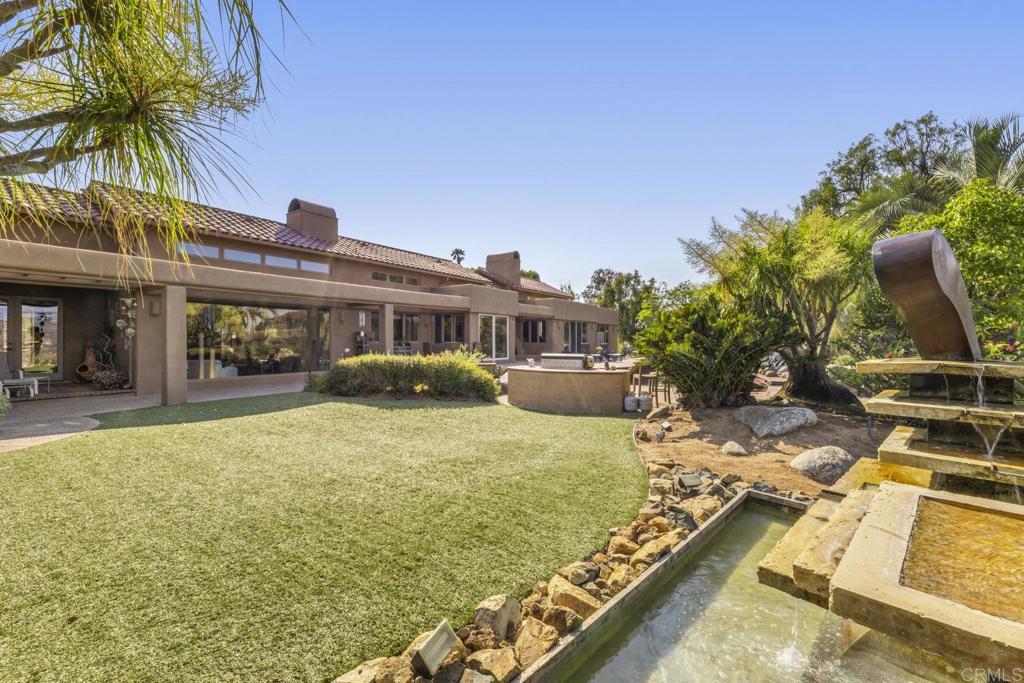 30663 Via Maria Elena