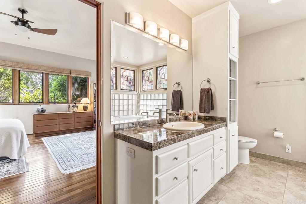 30663 Via Maria Elena