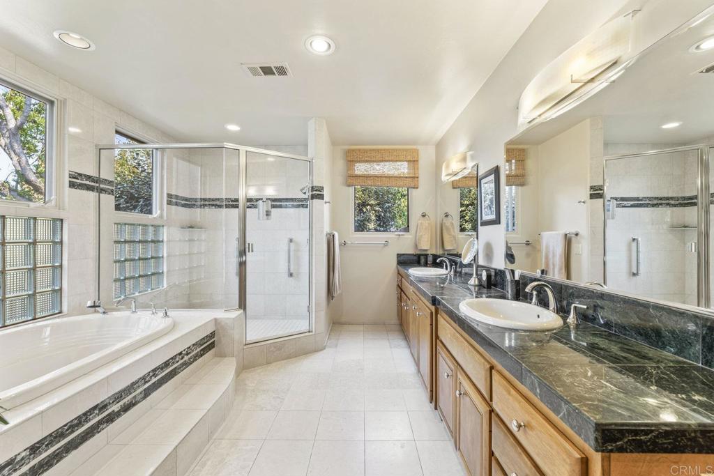 30663 Via Maria Elena