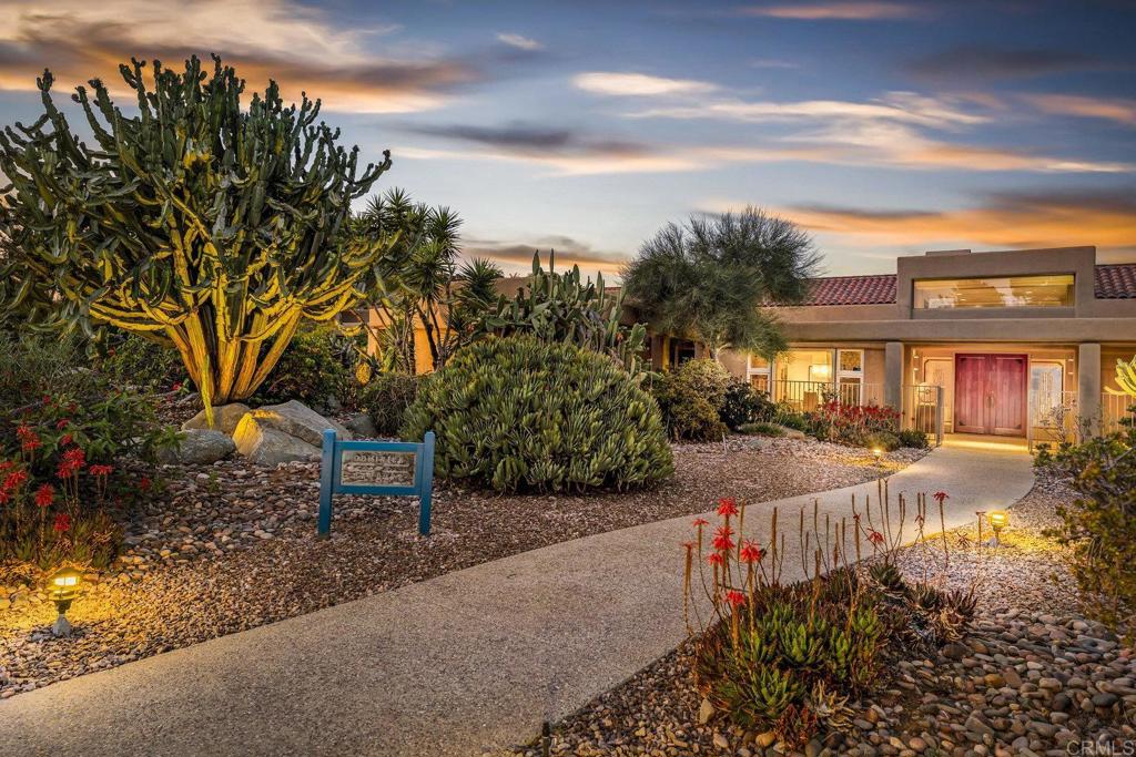 30663 Via Maria Elena