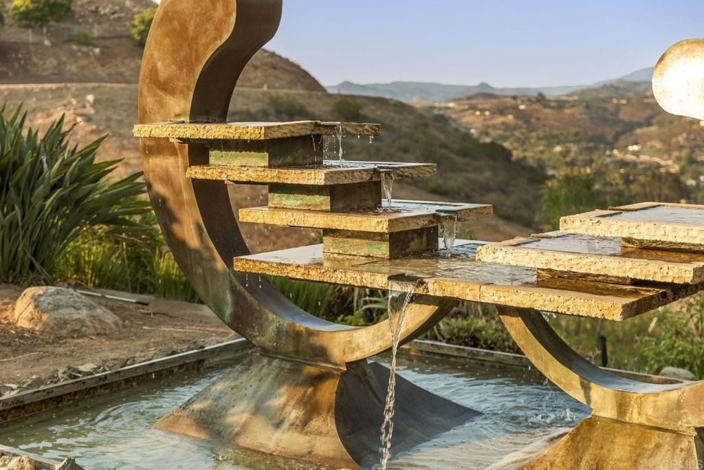 30663 Via Maria Elena