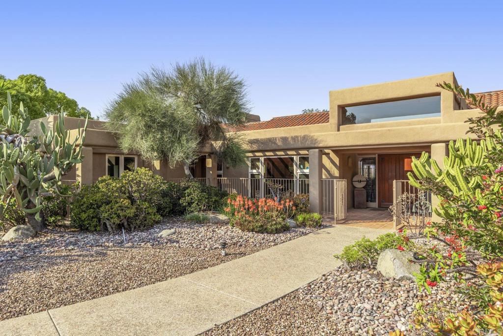 30663 Via Maria Elena